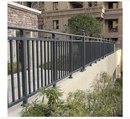 High Strength Zinc Steel Railing Protective Fencing Galvanized Finish Weather Resistance