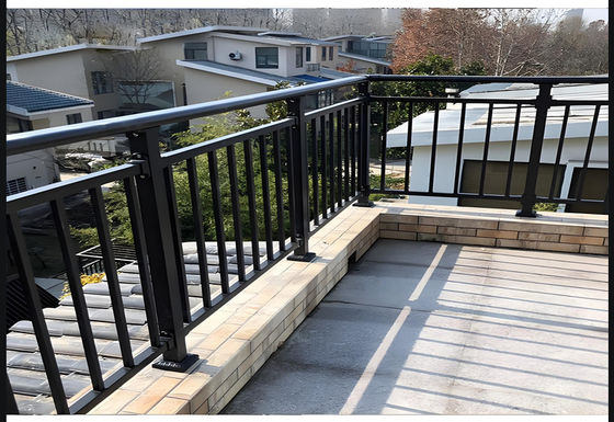 Powder Coated Aluminum Deck Railing UV Resistant Multiple Color Options