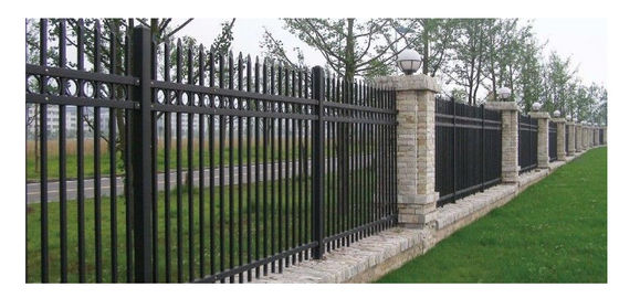 High Strength Zinc Steel Railing Protective Fencing Galvanized Finish Weather Resistance