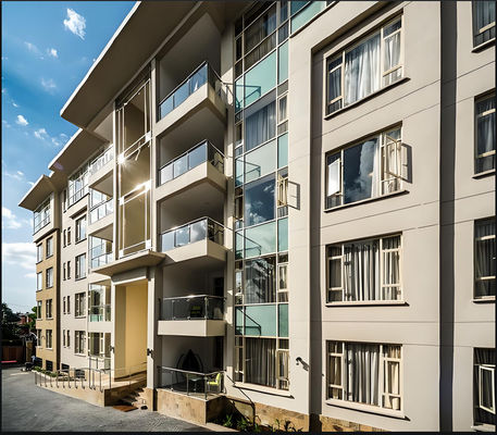 Modern Safety Glass Balcony Balustrade , 10-12mm Glass Railing For Outdoor Decks